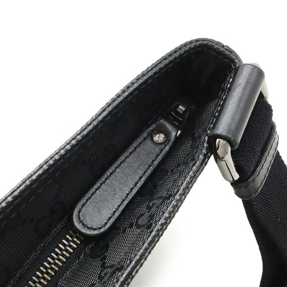 GUCCI Black Leather Shoulder Bag - Picture 9 of 10